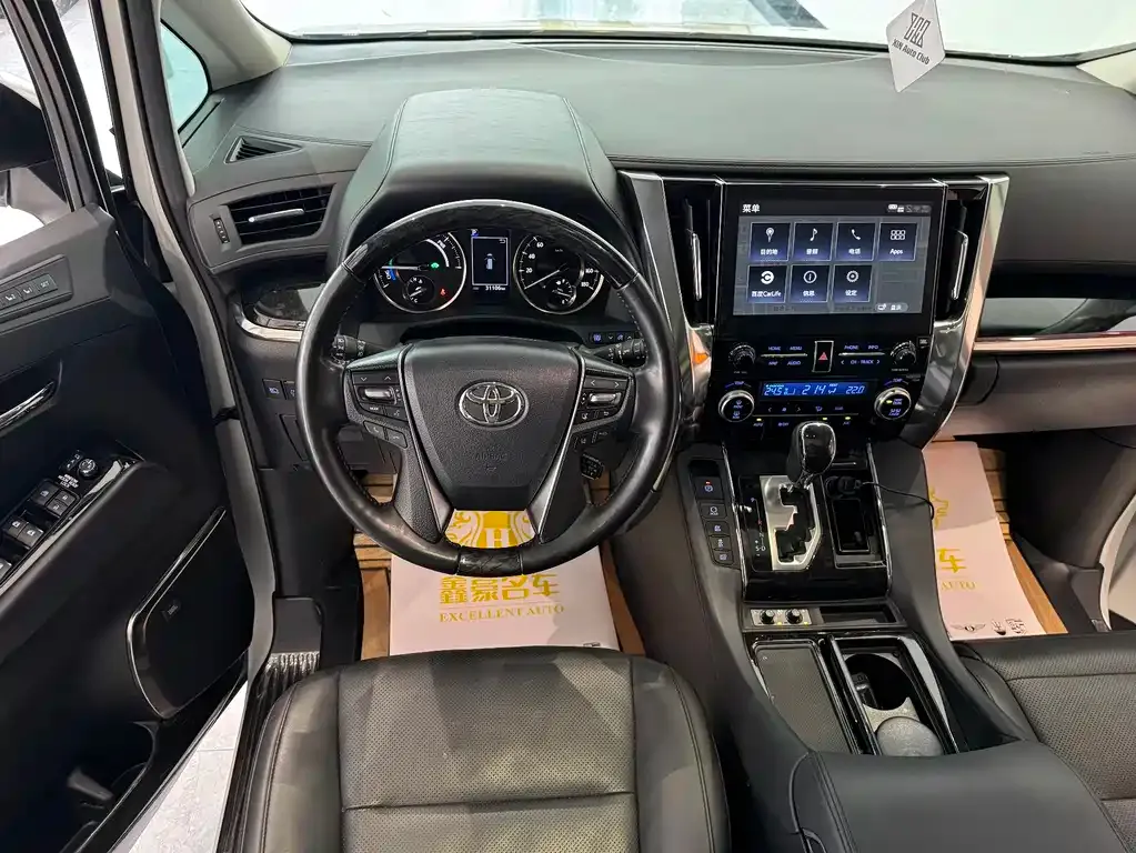 Toyota Vellfire — фото 7