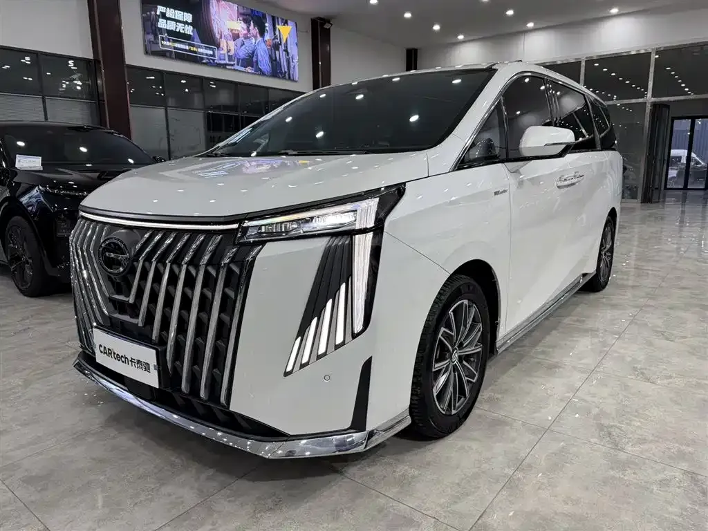 GAC Motor Trumpchi M8 — фото 1