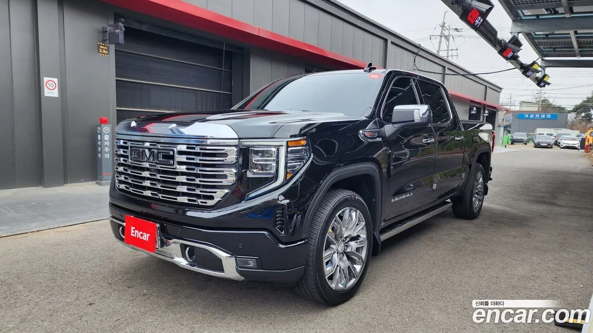 GMC Sierra — фото 1