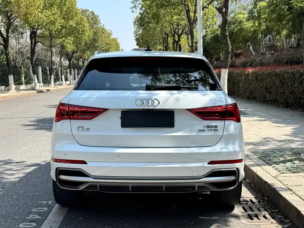 Audi Q3 — фото 6