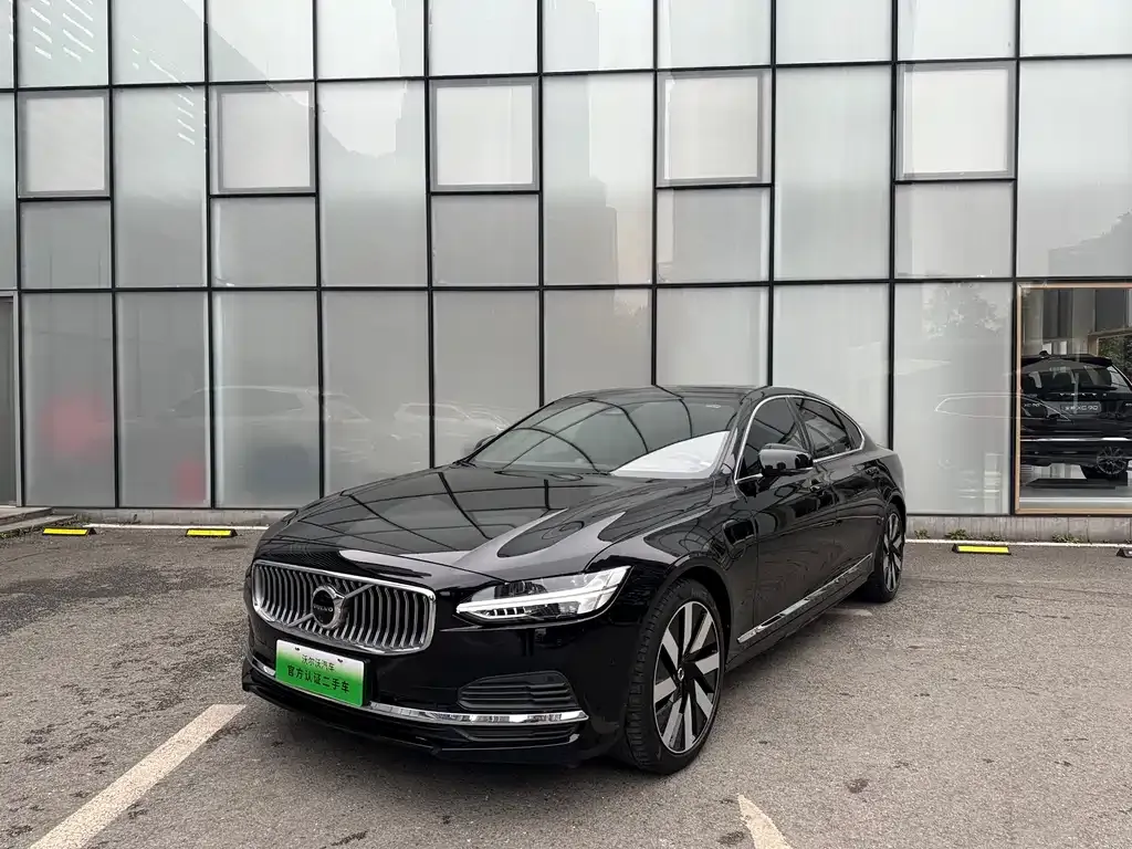 Volvo S90 PHEV — фото 1