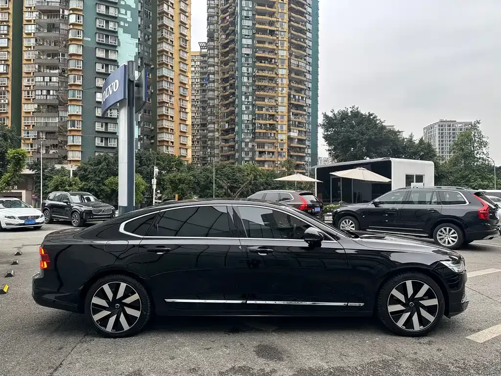 Volvo S90 PHEV — фото 7