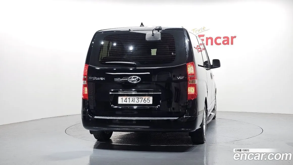 Hyundai Starex — фото 10