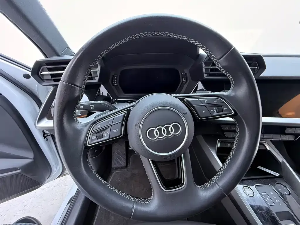 Audi A3 — фото 9