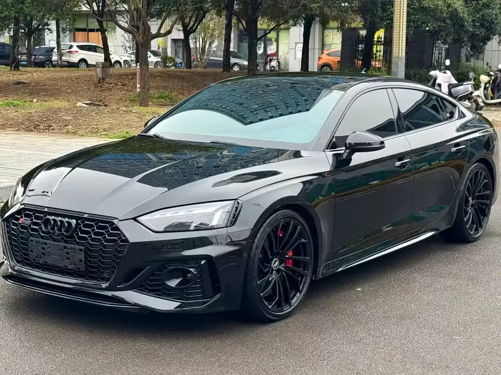Audi RS 5 — фото 1