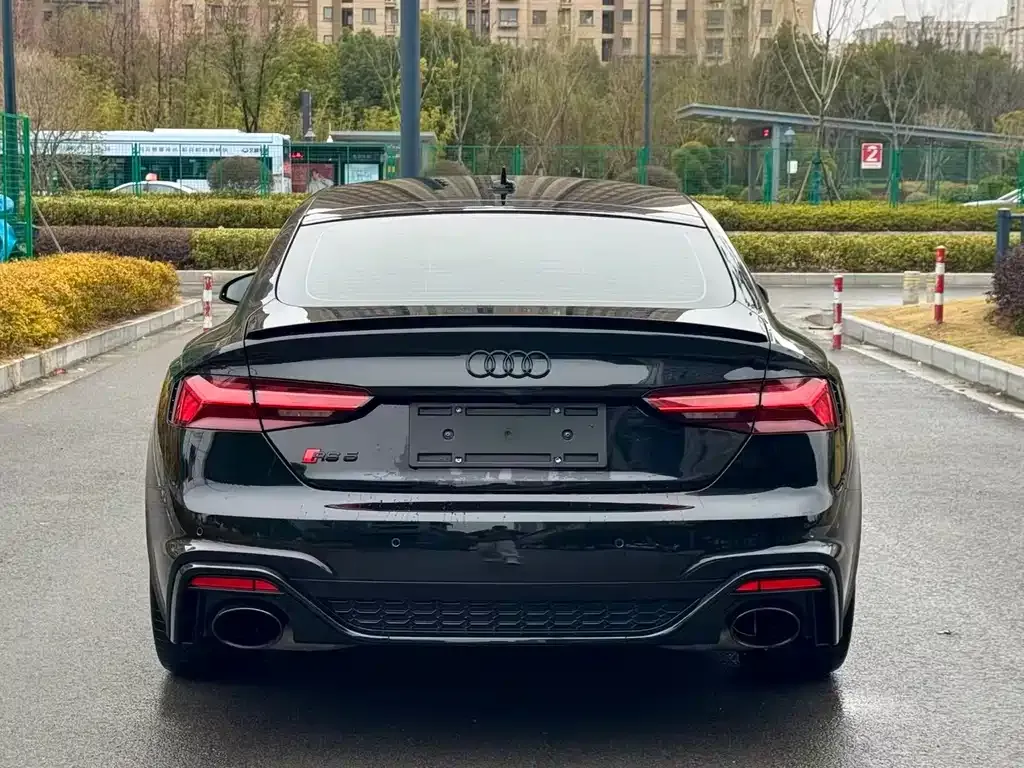 Audi RS 5 — фото 10