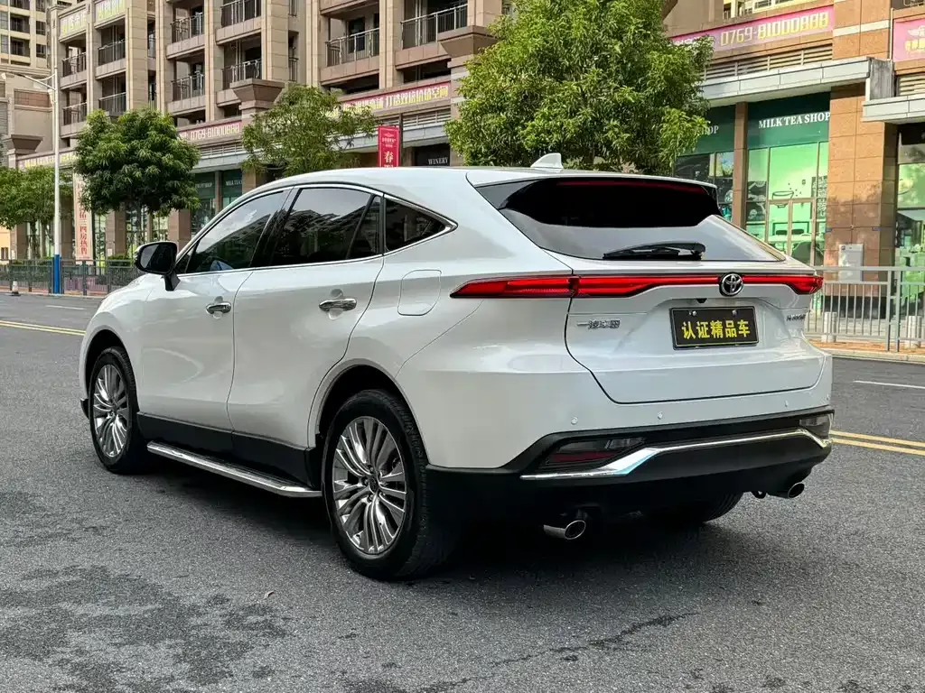 Toyota Harrier — фото 9