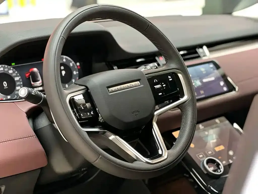 Land Rover Evoque — фото 6