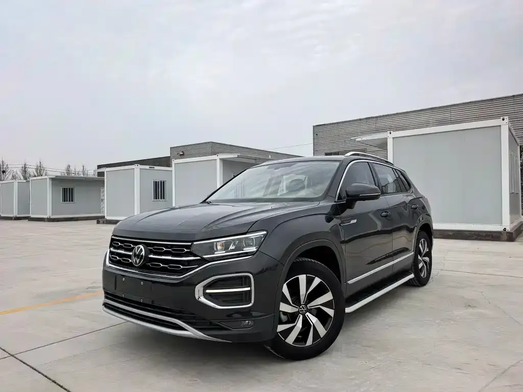 Volkswagen Tayron — фото 1