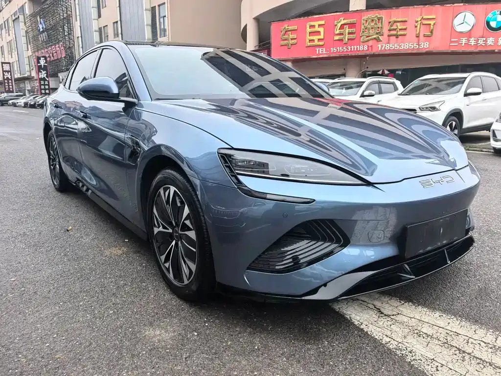 BYD Seal — фото 4