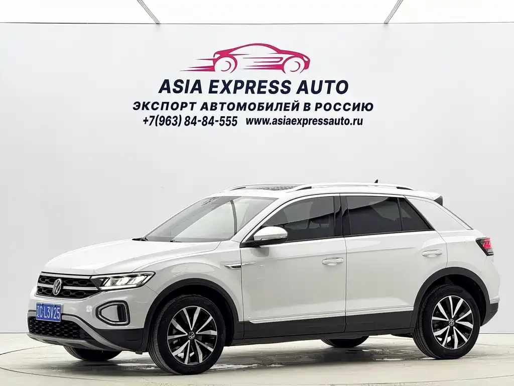 Volkswagen T-Roc — фото 1