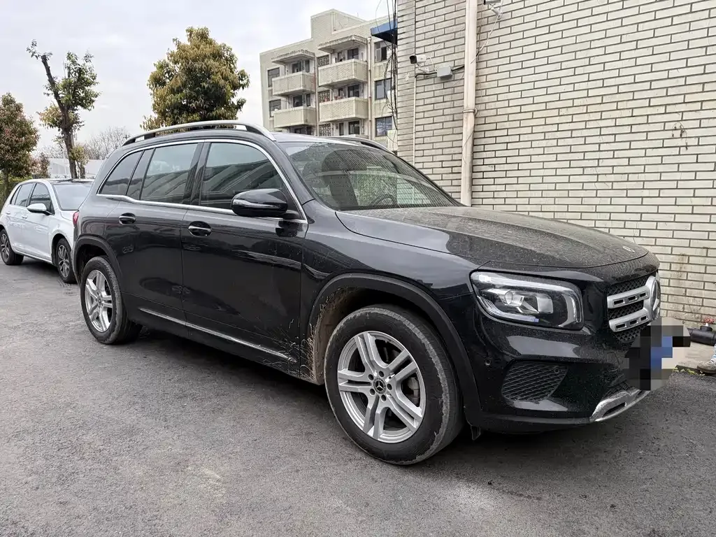 Mercedes-Benz GLB — фото 10