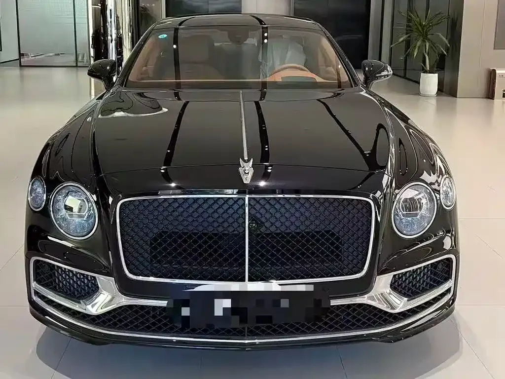 Bentley Flying Spur — фото 6