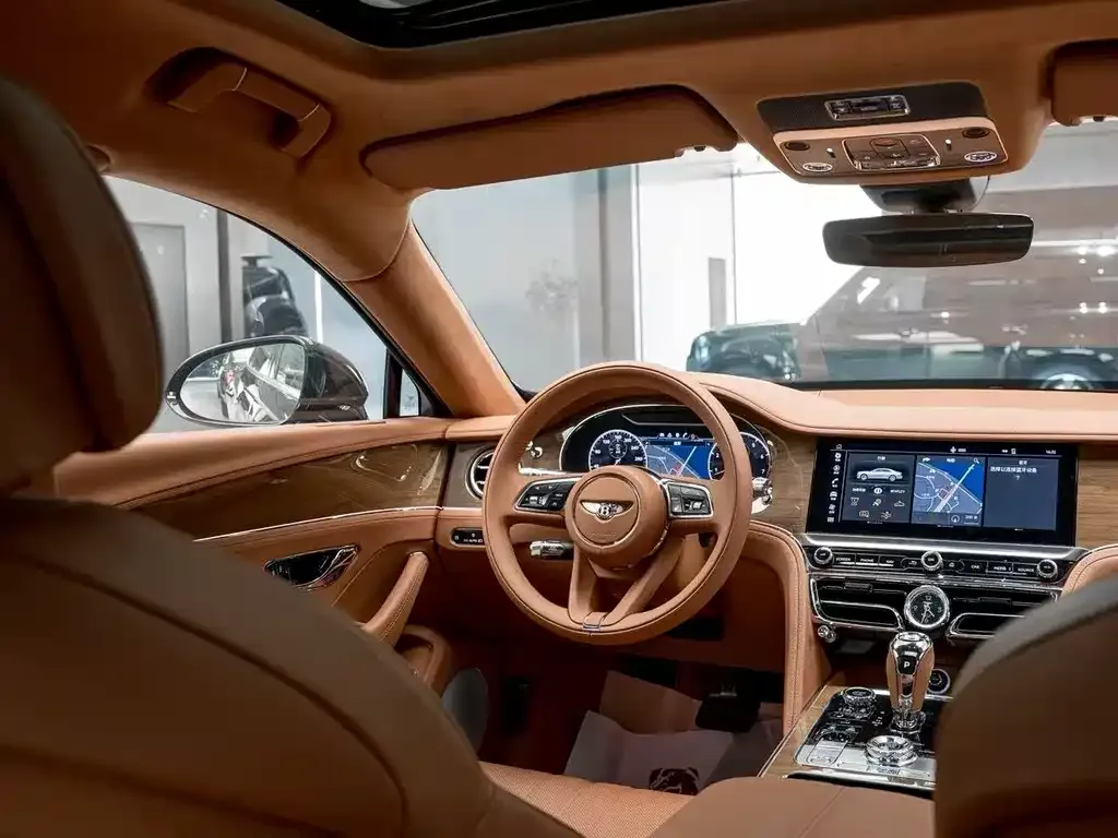 Bentley Flying Spur — фото 4