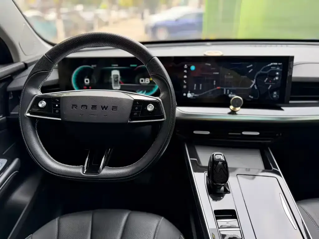 Roewe RX5 MAX — фото 3