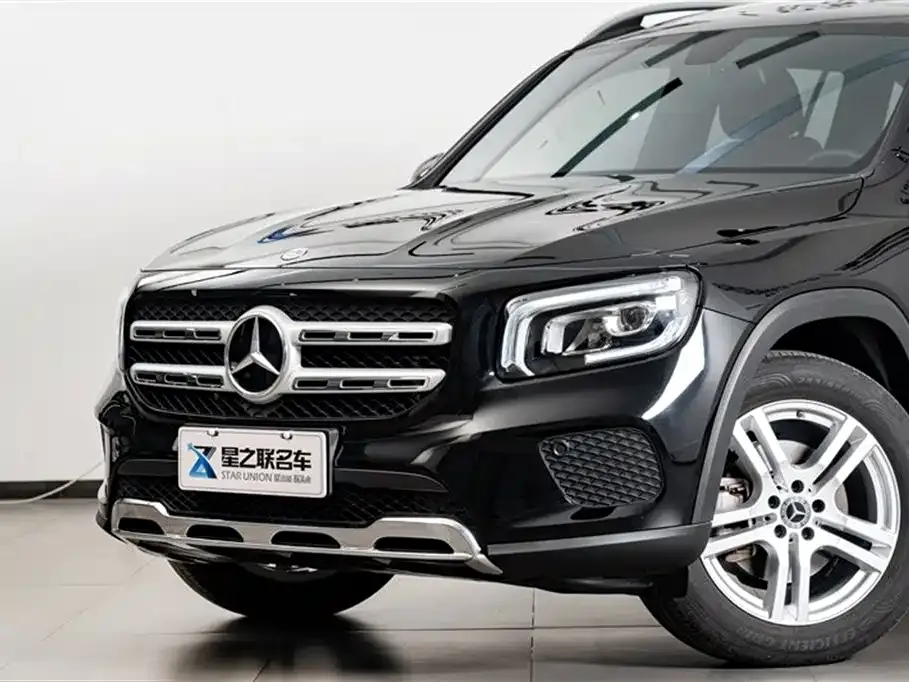 Mercedes-Benz GLB — фото 3