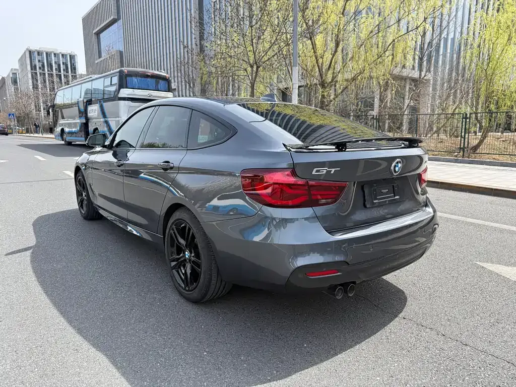 BMW 3 Series GT — фото 9