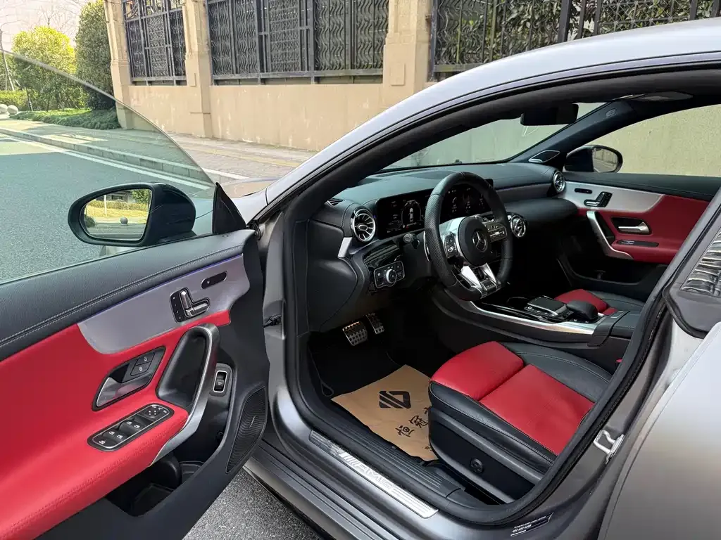 Mercedes-Benz CLA AMG — фото 4