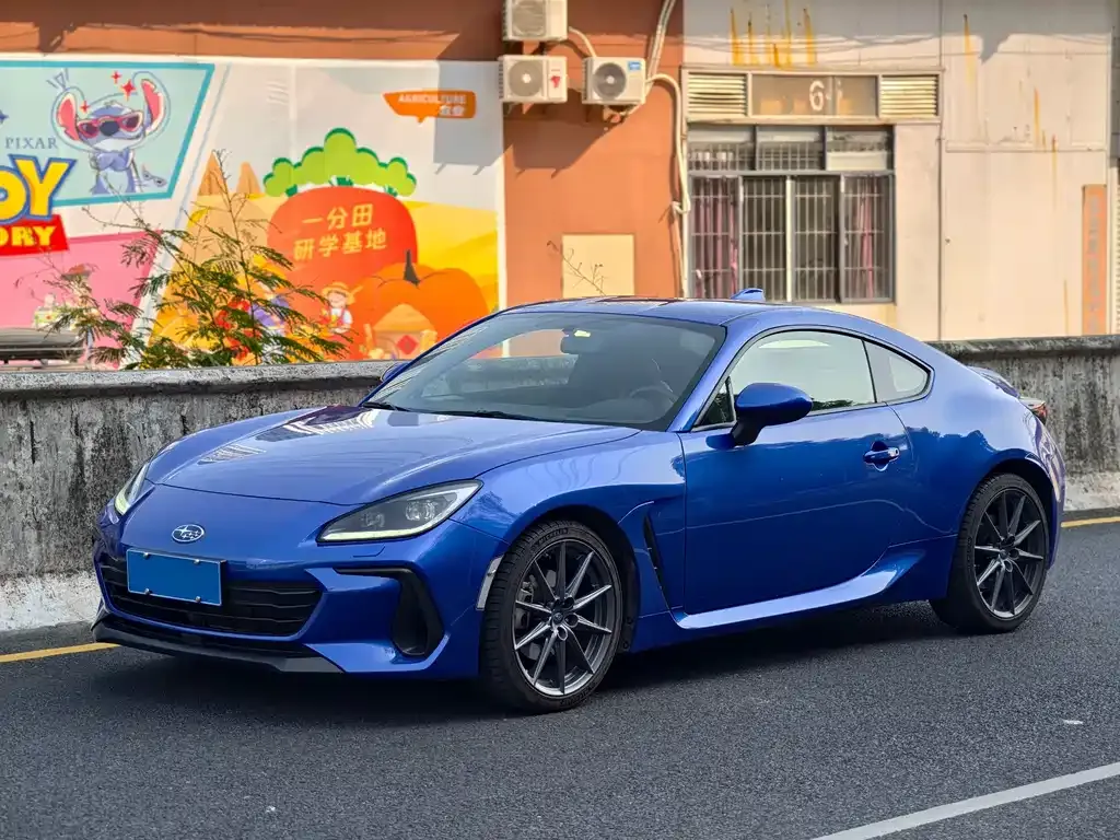Subaru BRZ — фото 1