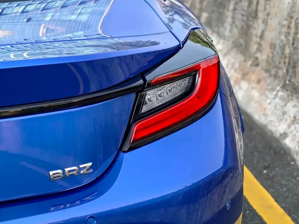 Subaru BRZ — фото 4