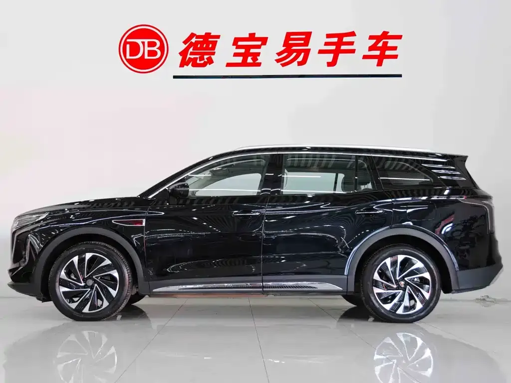 Hongqi HS7 PHEV — фото 3