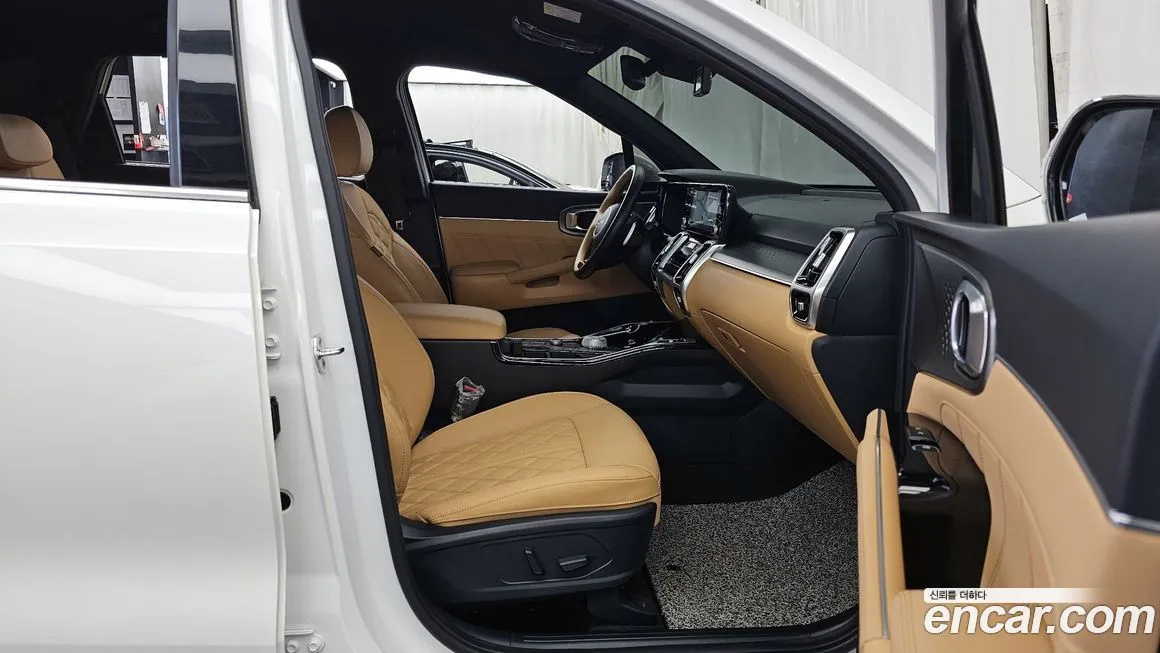 Kia Sorento — фото 6