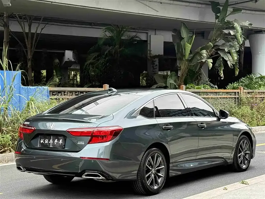 Honda Inspire — фото 6