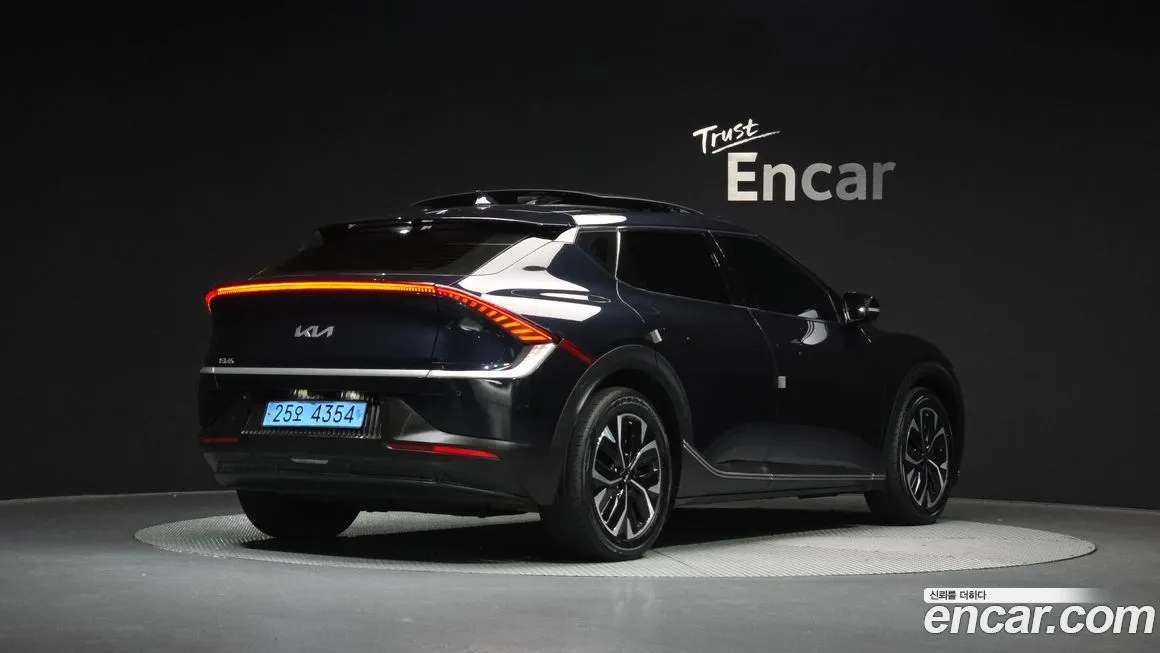 Kia EV6 — фото 5