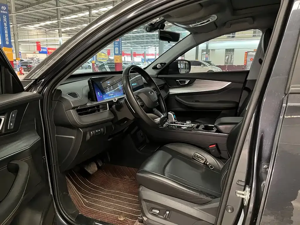 Chery Tiggo 8 PLUS — фото 8