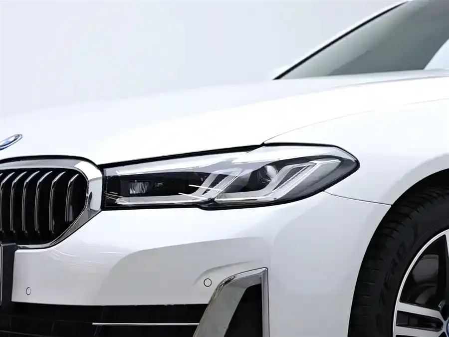 BMW 5 Series New Energy — фото 5