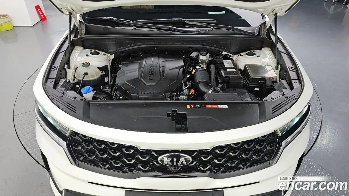 Kia Sorento — фото 6