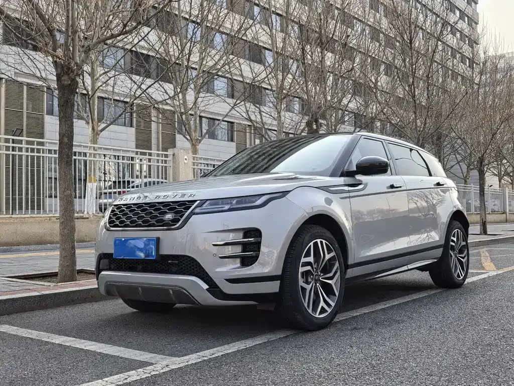 Land Rover Evoque — фото 1