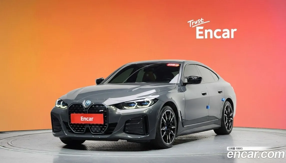 BMW i4 — фото 1