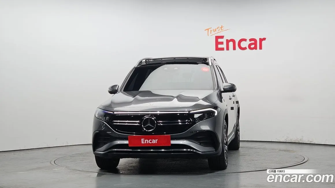 Mercedes-Benz EQB — фото 2