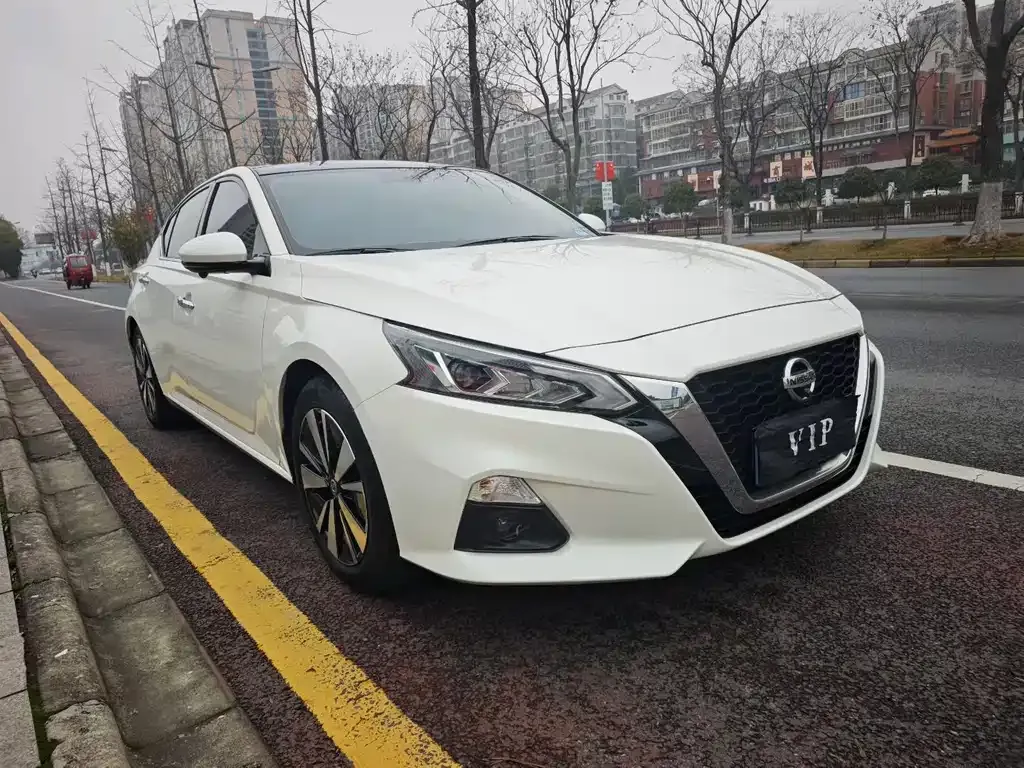 Nissan Teana — фото 5