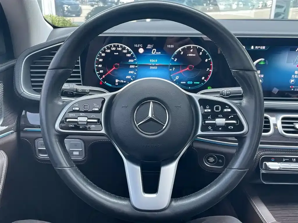 Mercedes-Benz GLS — фото 2