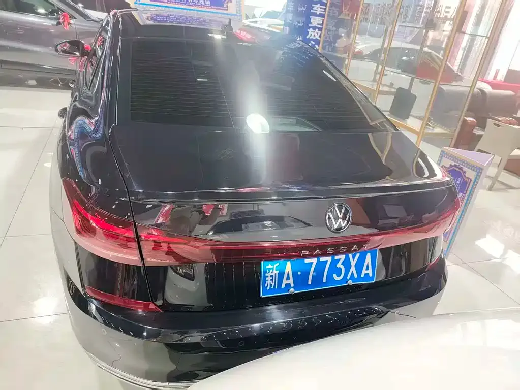 Volkswagen Passat — фото 2