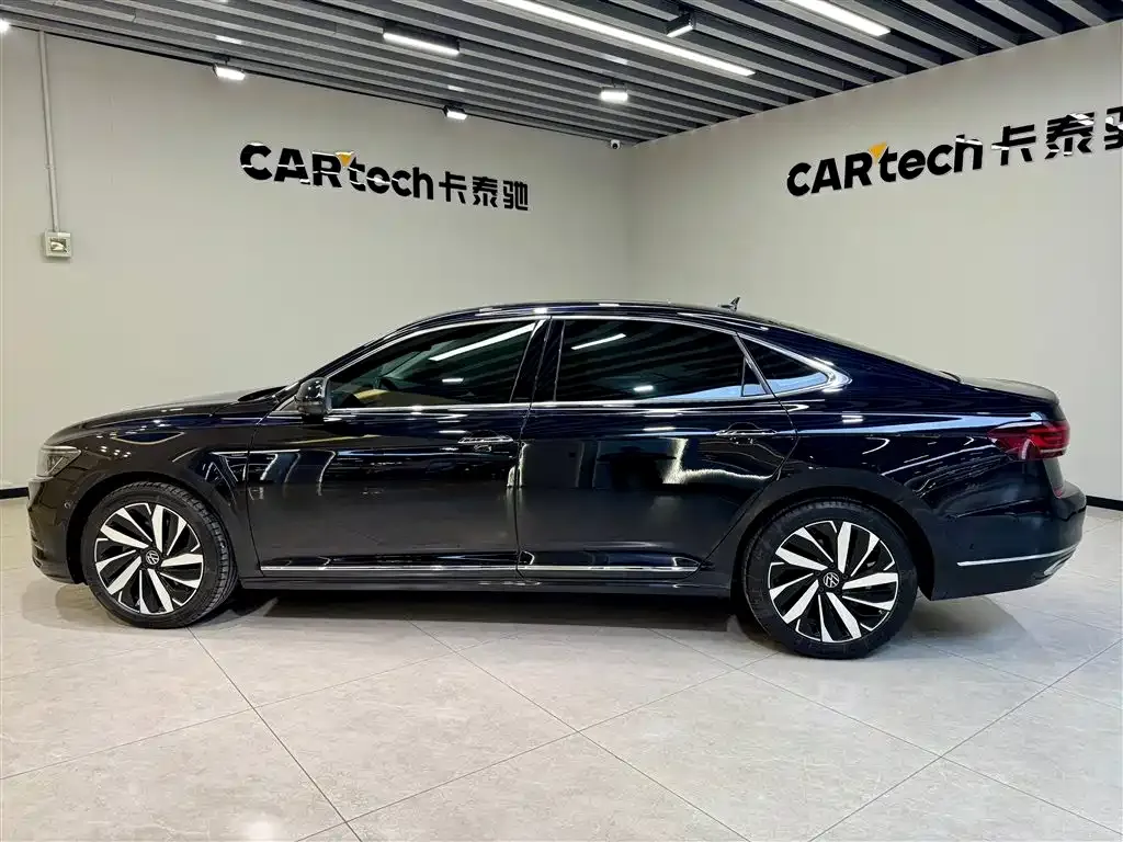 Volkswagen Passat — фото 4