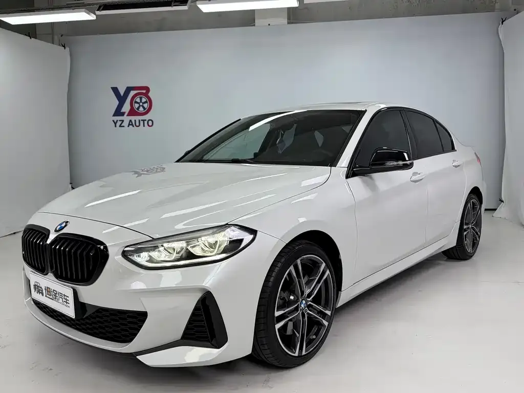 BMW 1 Series — фото 1