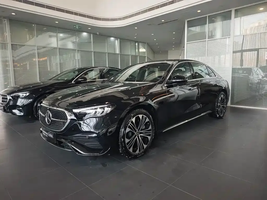 Mercedes-Benz E-Class New Energy — фото 1