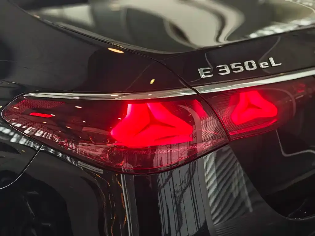 Mercedes-Benz E-Class New Energy — фото 6