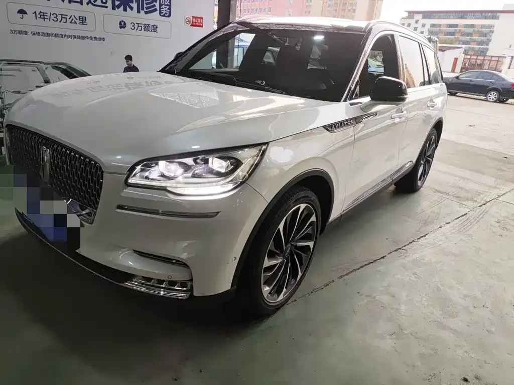 Lincoln Aviator — фото 1