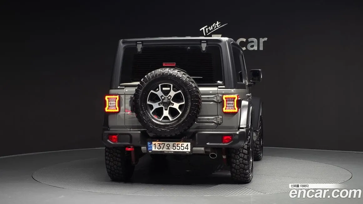 Jeep Wrangler — фото 6