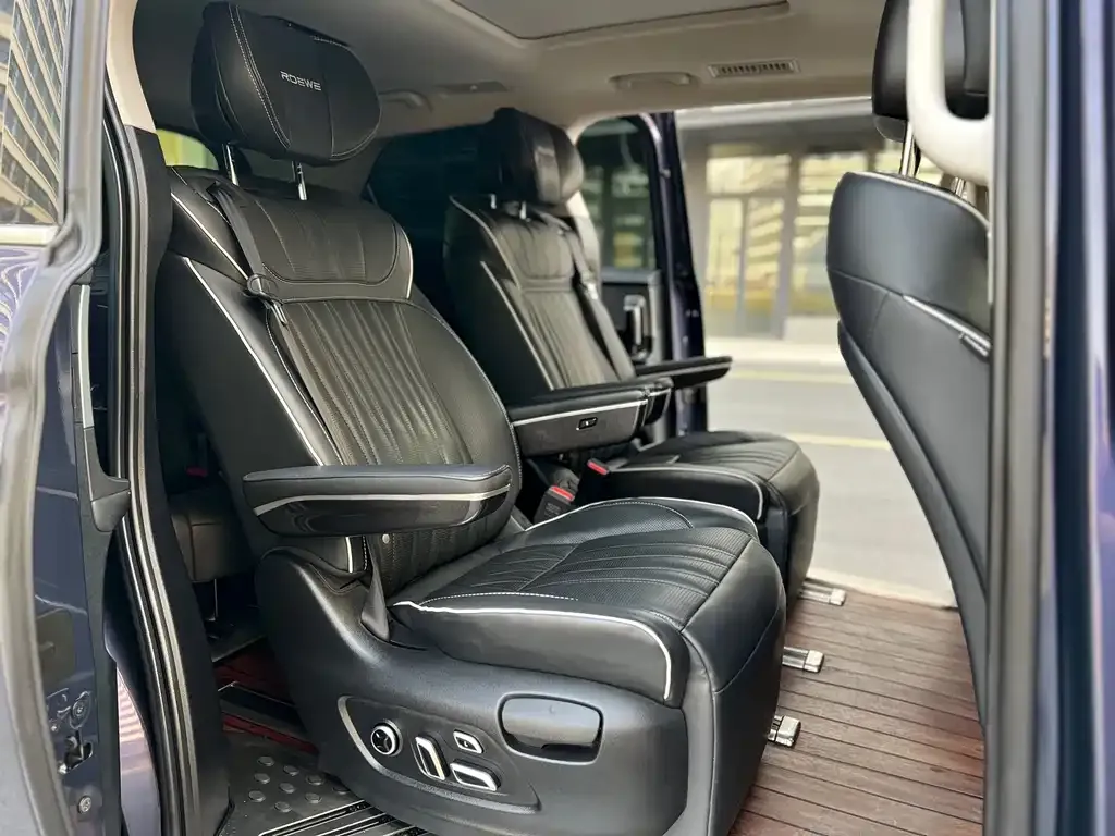 Roewe iMAX8 — фото 2