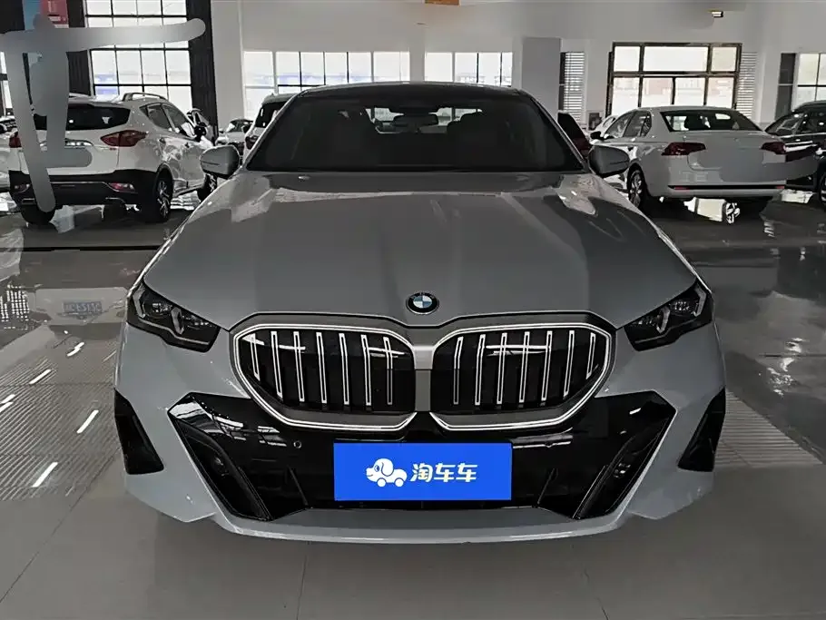 BMW 5 Series (Import) — фото 4