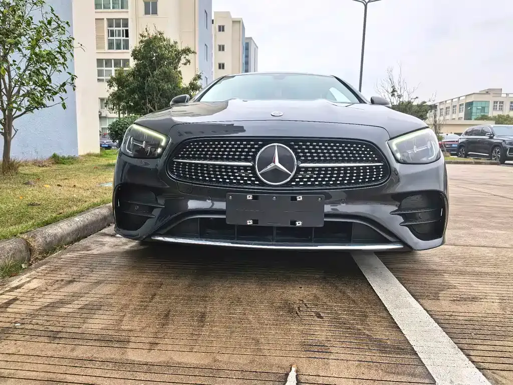 Mercedes-Benz E-Class (Import) — фото 4