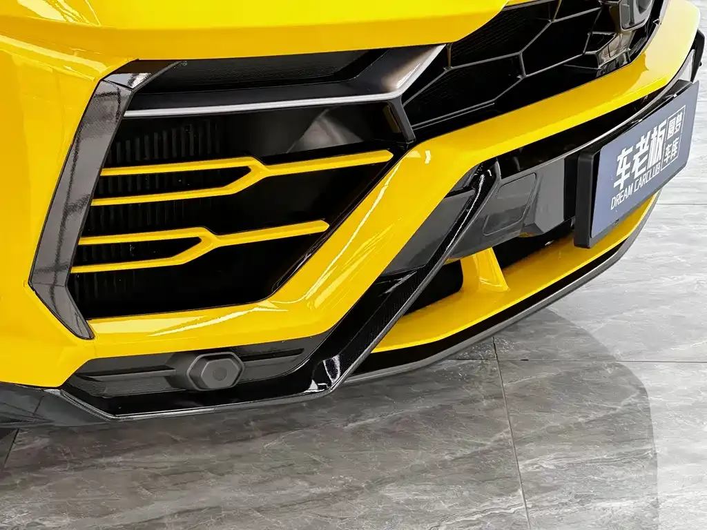 Lamborghini Urus — фото 8