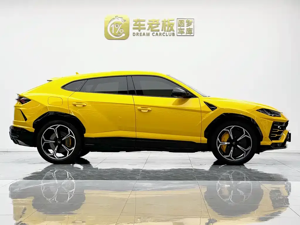 Lamborghini Urus — фото 9