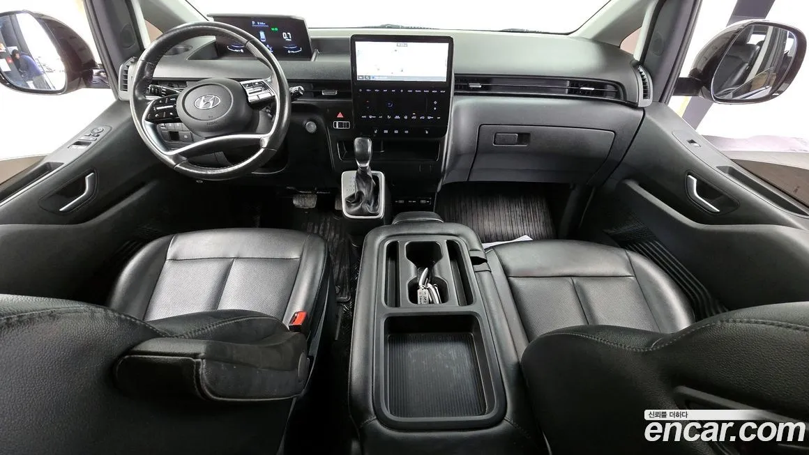 Hyundai Staria — фото 4