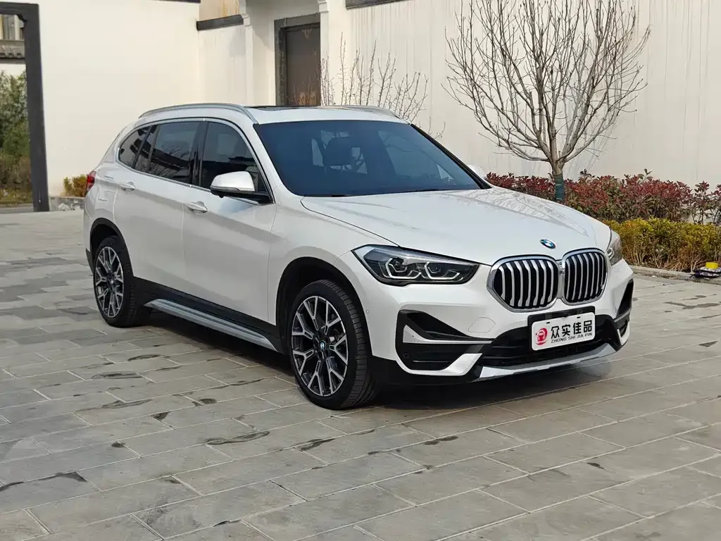 BMW X1 — фото 3